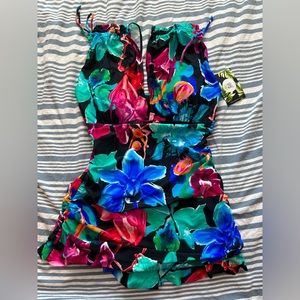 NWT Mazu apparel one piece swim dress. Grecian Skater ruched swim dress. SZ 14